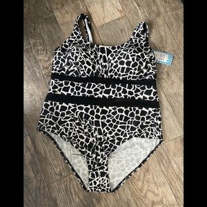 Sun & Sea women’s swimsuits